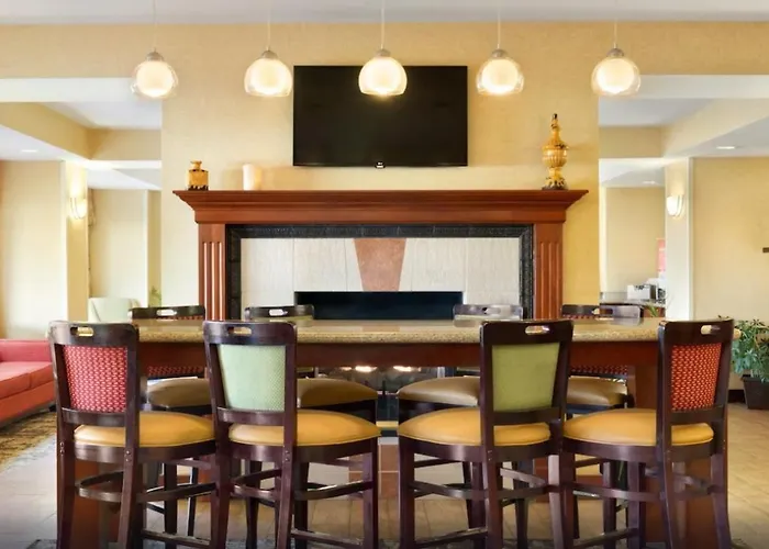Summit Hotel Gillette